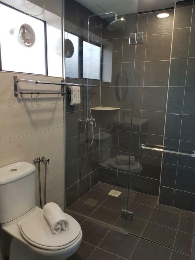 Bloommaze Boutique Hotel Кланг Екстер'єр фото
