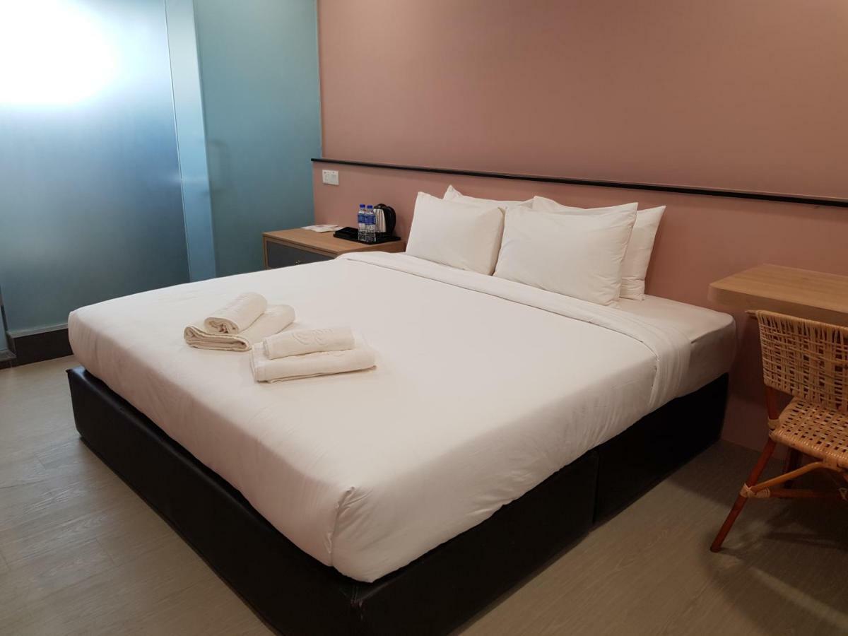 Bloommaze Boutique Hotel Кланг Екстер'єр фото